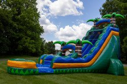 IMG 8020 1717523003 22 Foot Emerald Rush Waterslide