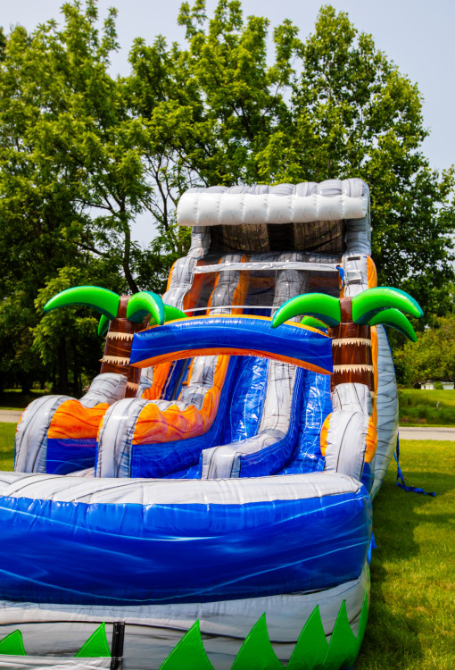 18 Foot Double Lane Infernal Crush Waterslide